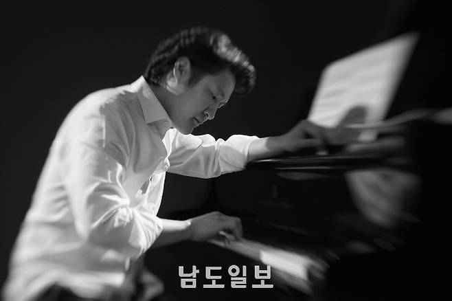 피아니스트 조재혁