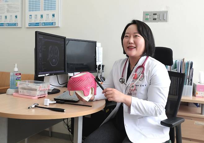 한림대학교동탄성심병원 소아청소년과(소아신경학) 강희정 교수는 사두증 예방을 위해선 ‘올바른 육아법’과 ‘조기발견’이 먼저 실천돼야 한다고 강조했다.