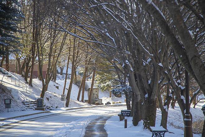 안성 미리내성지 전경 <경기관광공사 제공>