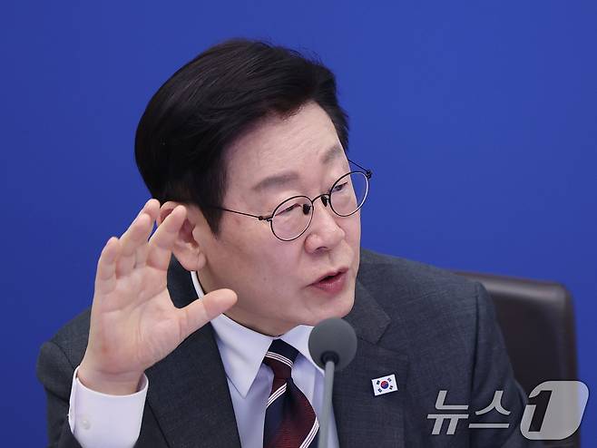 이재명 대통령이 3일 청와대에서 열린 국무회의에서 발언을 하고 있다. (청와대통신사진기자단) 2026.2.3/뉴스1 ⓒ News1 이재명 기자