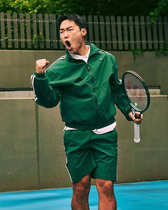 작년 후원사 르꼬끄 화보를 촬영한 신산희