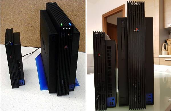 일반 PS2에 비해 몇 배는 큰 덩치를 자랑하는 PS2 개발 키트