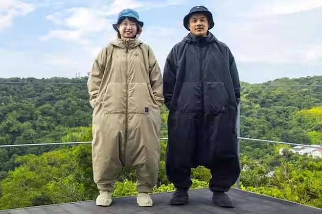 일본에서 '입는 보일러(난방)'이라 불리는 하늘다람쥐 형태의 방한복 '모몬가'가 인기를 끌고 있다./사진=일본 파브르(Fabre)