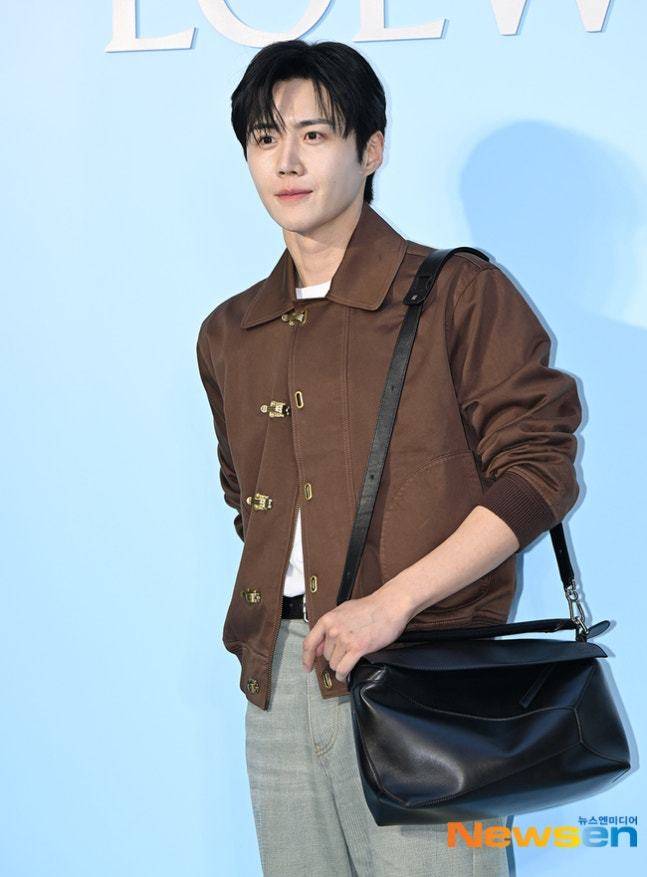 뉴스엔 DB 김선호