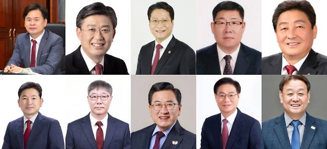 6.3 지방선거 경주시장 선거에 거론되는 인물들. 사진 왼쪽부터 김호진 경북도 기획조정실장, 박병훈 전 경북도의원, 배진석 경북도의회 부의장, 여준기 경주시체육회장, 이동협 경주시의회 의장, 이승환 수원대학교 교수, 이창화 한국보훈복지의료공단 상임감사, 주낙영 경주시장, 최병준 경북도의회 부의장, 한영태 더불어민주당 경주시지역위원회 위원장. 자료사진