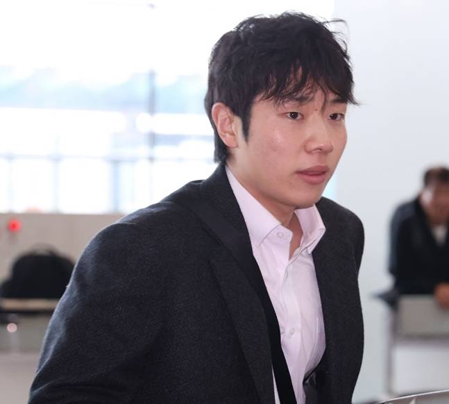 지난 1월 23일 출국장에 들어서는 김지찬. /사진=삼성 라이온즈