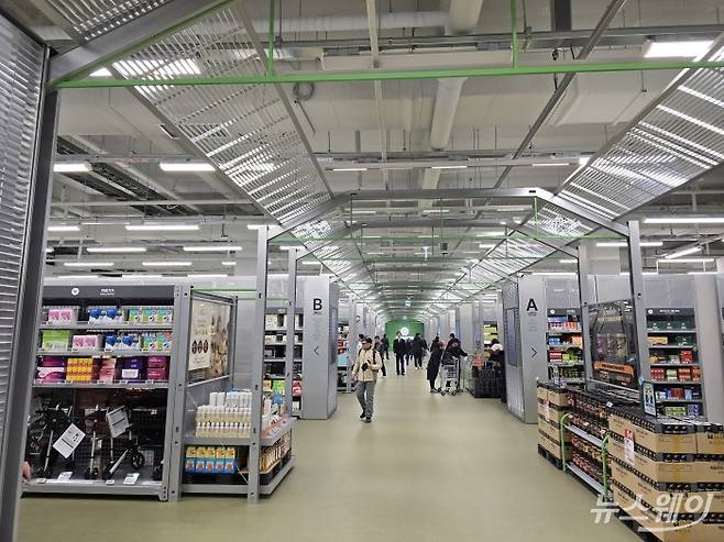 '메가팩토리약국' 금천점 전경. 사진=이병현 기자