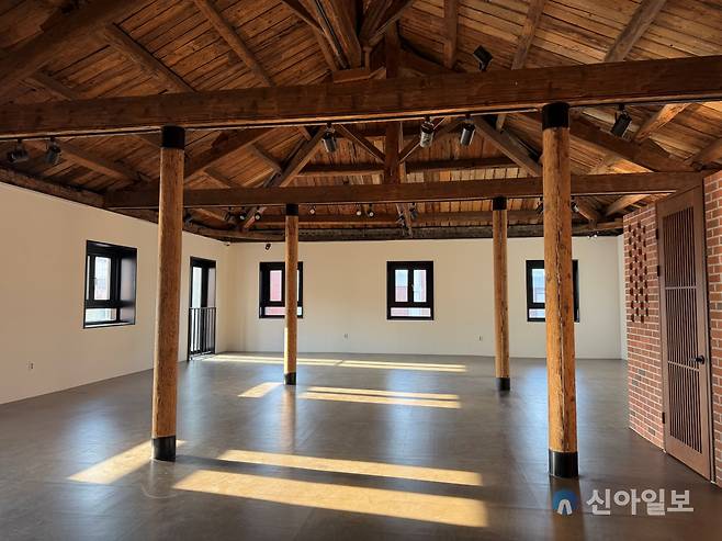 지난달 30일 인천 중구 백년이음 2층 내부. [사진=양지영 기자]