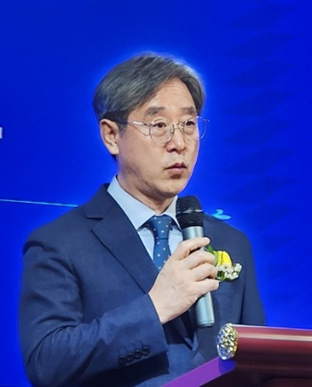 황금석 대한약사회 부회장