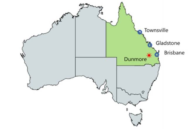 호주 퀸즐랜드(Queensland) 주 던모어(Dunmore)는 브리즈번 서쪽 240km에 위치한다.