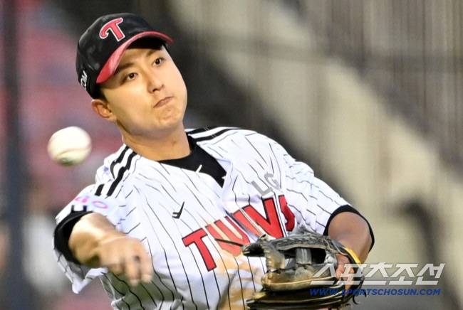 10일 잠실야구장에서 열린 SSG와 LG의 경기, 수비를 펼치는 LG 3루수 김주성. 잠실=허상욱 기자wook@sportschosun.com/2025.06.10/