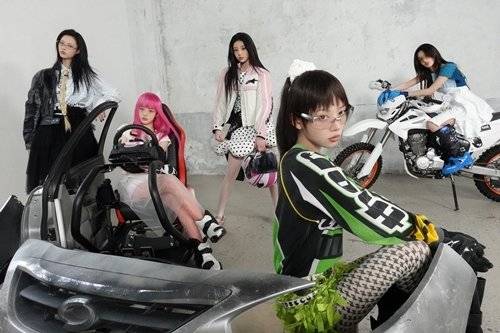 아일릿의 ‘NOT CUTE ANYMORE’