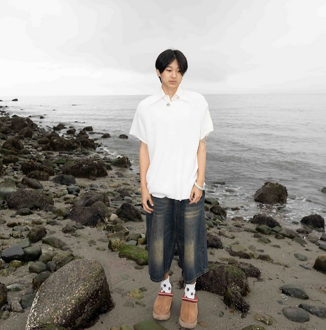 young kai의 ‘Blue’