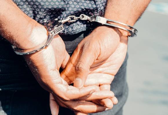 정 씨는 지난해 4월 서울 용산구에 위치한 박나래의 자택에 침입해 수천만원 상당의 금품을 훔쳐 달아난 혐의로 기소됐다. 사진은 본 기사 내용과 무관.  [사진=픽셀스]