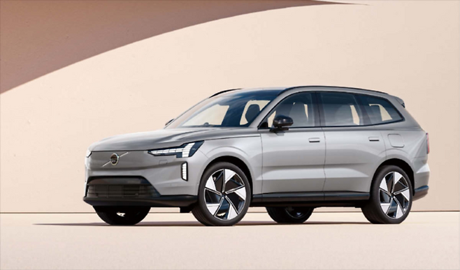 볼보코리아는 올해 전기차 신모델인 ‘EX90’을 선보일 예정이다. (볼보코리아 제공)
