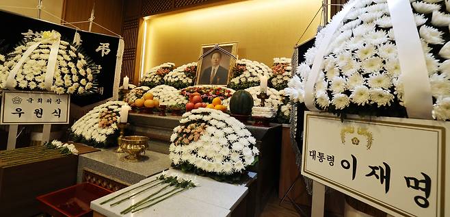 3일 故 정창선 헤럴드·중흥건설그룹 회장의 빈소가 마련된 VIP장례타운에 이재명 대통령과 우원식 국회의장 명의의 근조화환이 놓여 있다. [남도일보 제공]