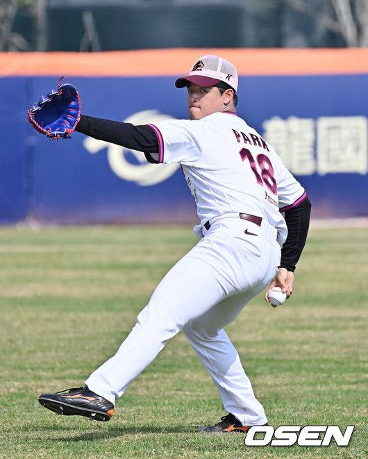 [OSEN=가오슝(대만), 이석우 기자] 키움 히어로즈 박준현 248 2026.02.03 / foto0307@osen.co.kr