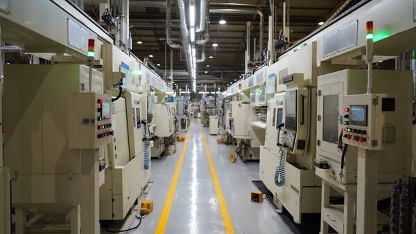 대동기어 1공장 내 선기어 생산 라인. 선기어는 하이브리드 차량 변속기에 적용되며 유성기어 시스템의 중심축 역할을 한다. [출처=대동기어]