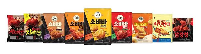 신제품 4종을 포함한 CJ제일제당의 치킨 제품들.(CJ제일제당 제공)