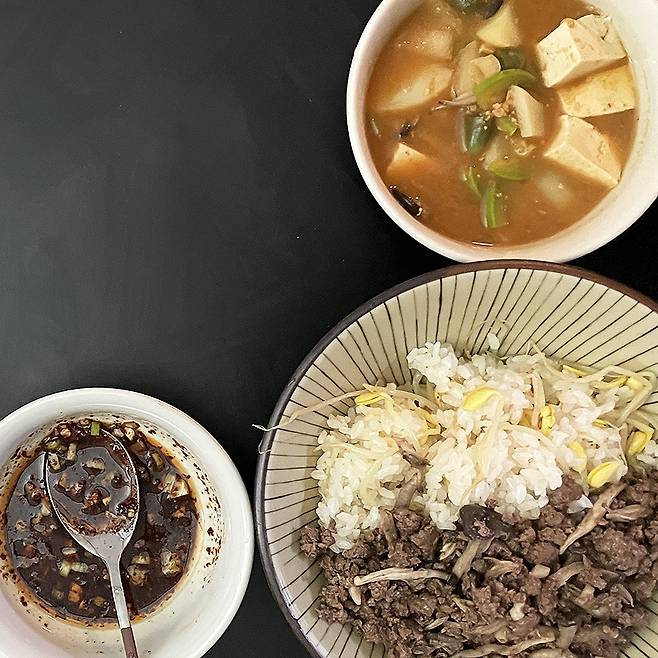 콩나물밥과 된장찌개