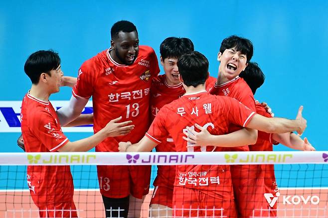 득점 후 기뻐하는 한국전력 선수들 [한국배구연맹 제공. 재판매 및 DB 금지]