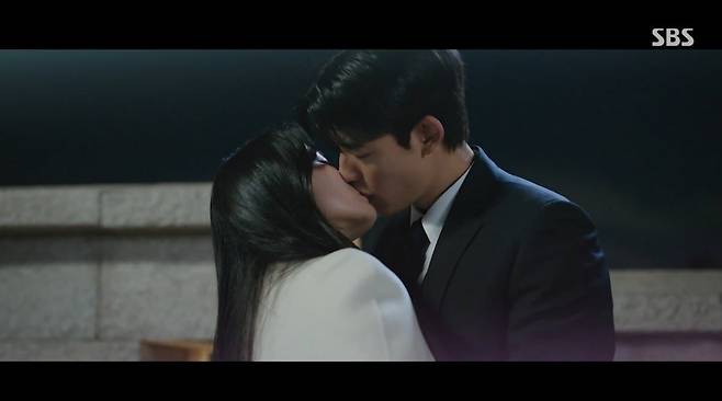 사진 = SBS '오늘부터 인간입니다만' 캡처