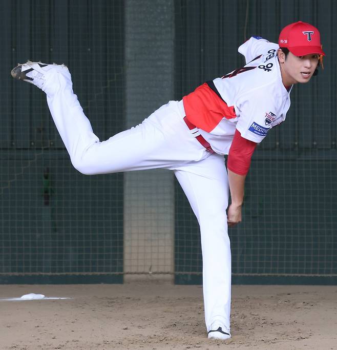 투구하는 이태양. 사진제공=KIA 타이거즈