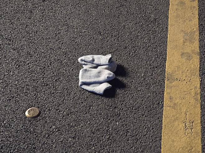 지난 7일 오후 11시 40분쯤 부산 해운대의 한 호텔에서 화재 신고가 접수돼 투숙객들이 긴급 대피하는 소동이 빚어졌다. 이 과정에서 호텔 측의 안일한 대응과 직원 부재로 투숙객들이 큰 혼란을 겪은 것으로 드러났다./김정엽 기자