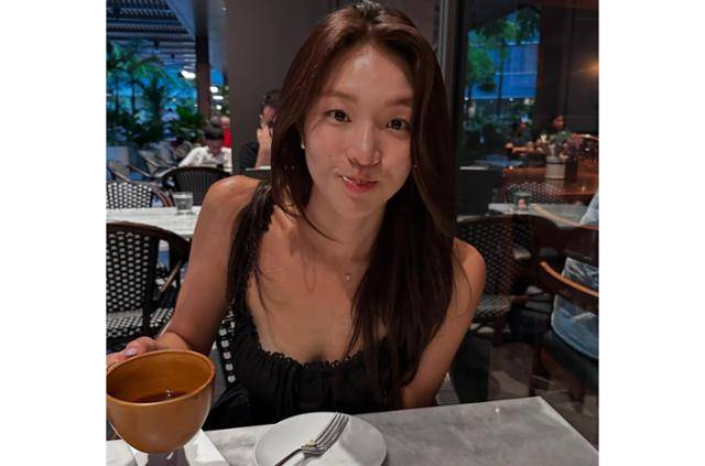 최근 굿데이터코퍼레이션 펀덱스에 따르면 1월 5주차 TV-OTT 통합 비드라마 출연자 화제성 부문 넷플릭스 오리지널 예능 '솔로지옥5'의 최미나수가 1위에 올랐다. 최미나수 SNS