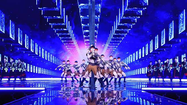 사진= 중국 ‘시안 아크로바틱 예술단'