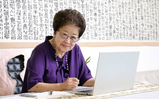 강인숙 영인문학관장이 28일 오후 서울 평창동 영인문학관에서 중앙일보와 인터뷰했다. 강정현 기자. 2025.08.28.