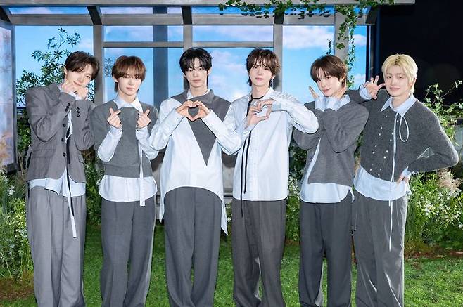 [서울=뉴시스] 투어스. (사진 = 플레디스 엔터테인먼트 제공) 2026.02.09. photo@newsis.com *재판매 및 DB 금지