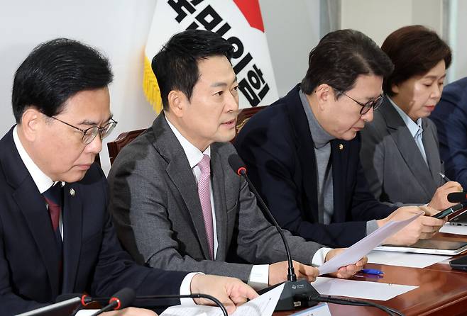 장동혁 국민의힘 대표가 9일 국회에서 열린 최고위원회의에서 모두발언을 하고 있다. ⓒ연합뉴스