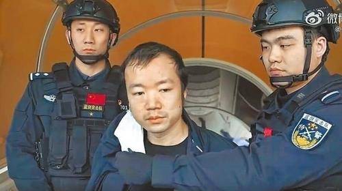 중국에 송환된 프린스그룹 회장 천즈 [홍콩 성도일보 캡처. 재판매 및 DB금지]