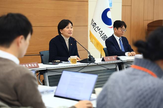 정례 간담회를 진행하는 송미령 농림축산식품부 장관 [농림축산식품부 제공. 재판매 및 DB금지]