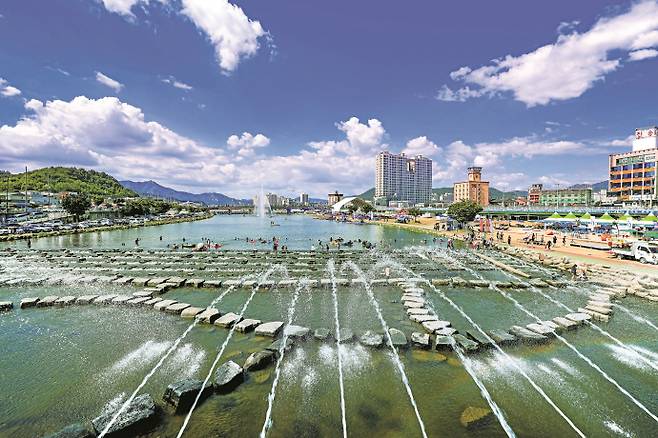 정남진 장흥 물축제.