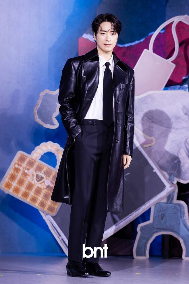 ‘레이디 두아’ 이준혁