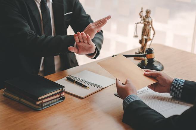 Copyright @ gettyimages Bank