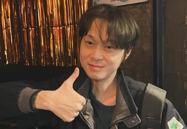 밴드 버스커버스커 원년 멤버이자 '얼지니티' 멤버 박경구가 세상을 떠났다. 사진은 밴드 '얼지니티' 박경구 생전 모습. /사진=박경구 인스타그램 캡처