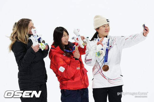 [사진] 유승은(오른쪽). ⓒGettyimages(무단전재 및 재배포 금지)