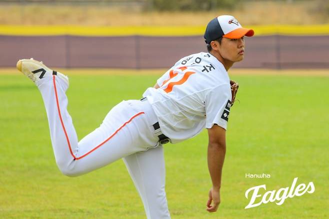 ▲ 숨가뿐 1년이 될 것으로 예상되는 가운데 WBC라는 첫 퍼즐 맞추기에 도전하는 정우주 ⓒ한화이글스