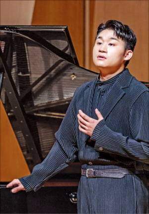 금호아트홀 상주음악가 바리톤 김태한. 금호문화재단 제공