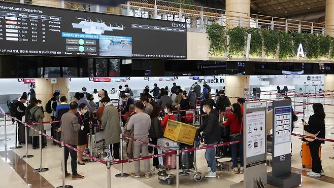 김포공항 국제선 출국장. 사진=김범준 기자