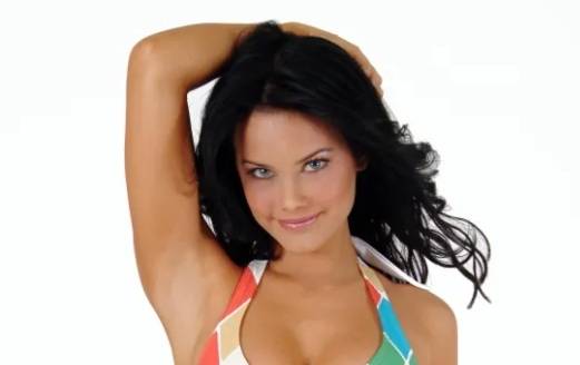 스웨덴 소피아 왕자비가 미국 억만장자 성범죄자 엡스타인을 20여년 전 두 차례 만났다고 밝혔다. [사진출처 = 더선]