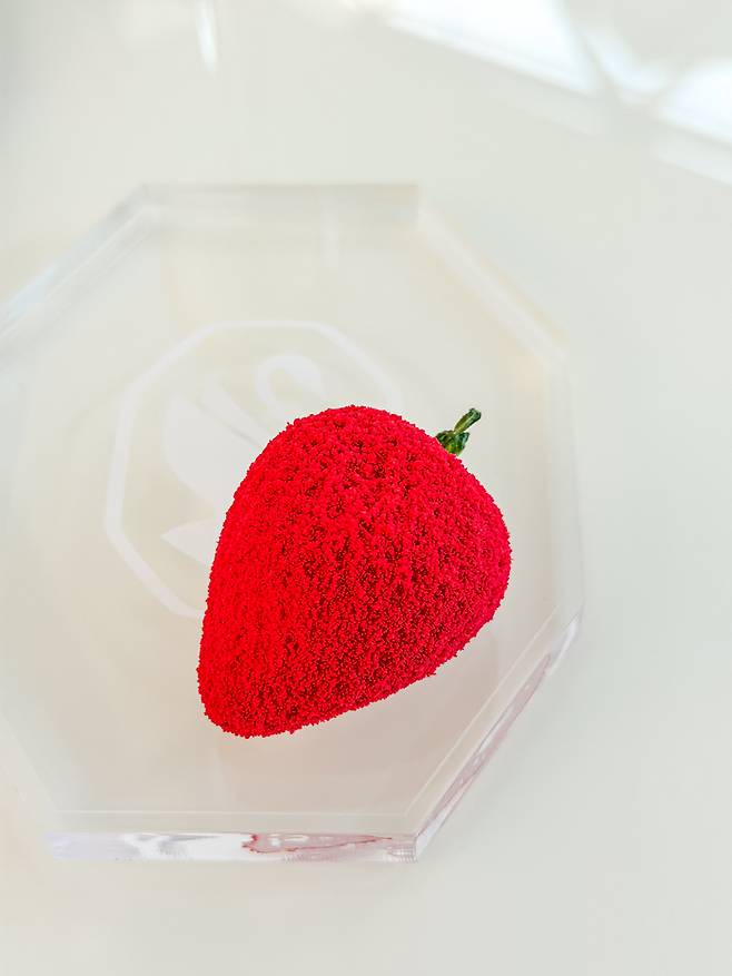 딸기 무스 케이크/ 사진=권효정 여행+ 기자