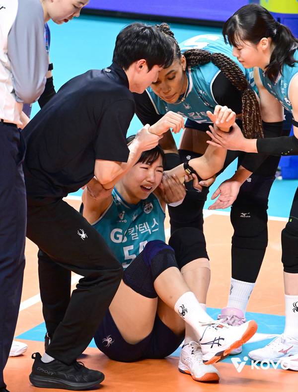 오세연은 경기 도중 부상을 입었다. 사진 제공= KOVO