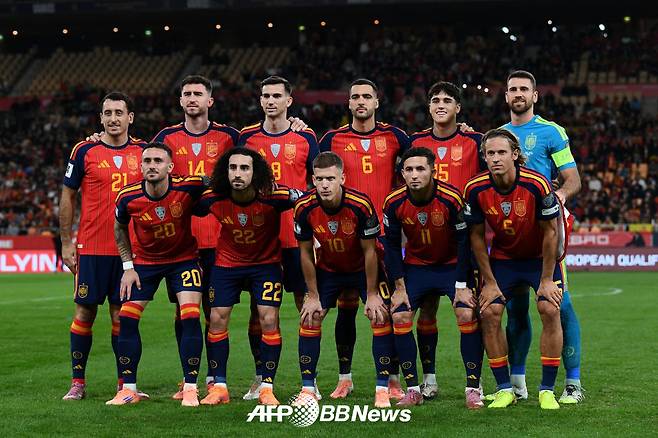 FIFA 랭킹 1위이자 북중미 월드컵 유력 우승 후보로 꼽히는 스페인 축구대표팀. /AFPBBNews=뉴스1