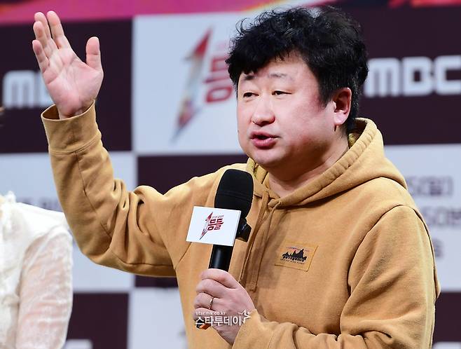 ‘1등들’ 제작발표회에 참석한 김명진 PD. 사진| 강영국 기자