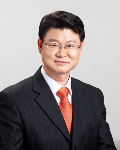 -황이주(59) -무소속-전 경북도의원 -후포고, 동국대 대학원 행정학