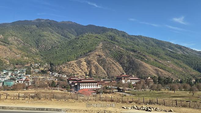 부탄 수도 팀푸 전경